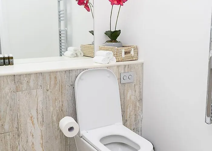 Stunning 2-bed Retreat - Ao Arena & Victoria Stn *