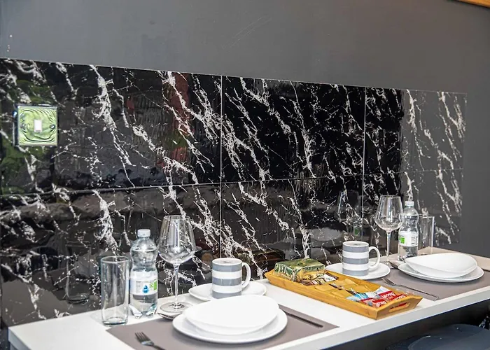 2br In Near Etihad Stadium With Parking * Manchester