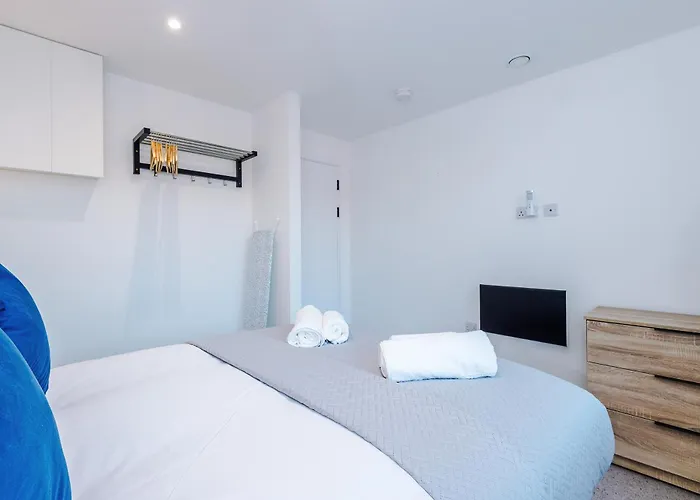 Stylish 1bed Fast Wi-fi Easy Access To