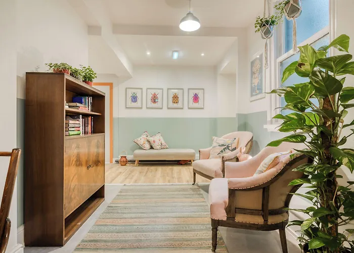 Malacuna * Manchester