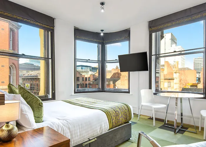 Roomzzz Apart-hotel Manchester