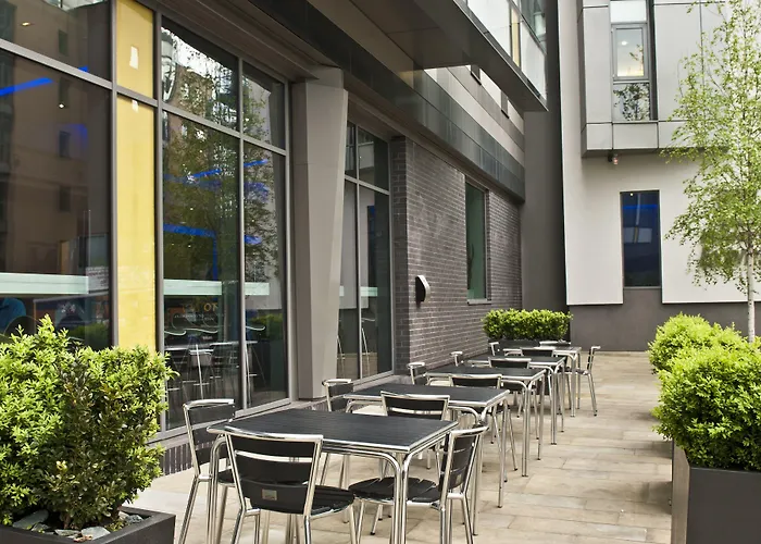 Express Centre Arena By Ihg Hotel Manchester