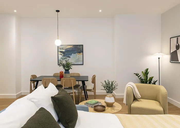 Hotel Cove Minshull Street 4*