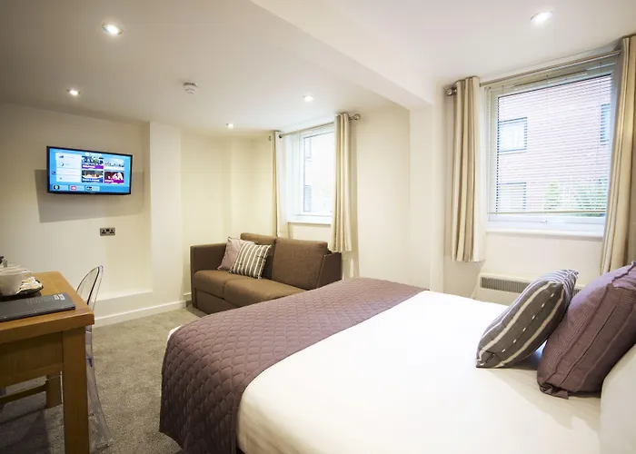 The Waterside And Leisure Club Hotel Manchester