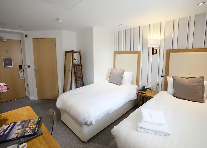 The Waterside And Leisure Club Hotel Manchester