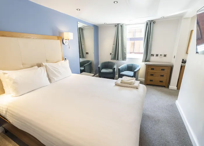 Hotel The Waterside And Leisure Club Manchester