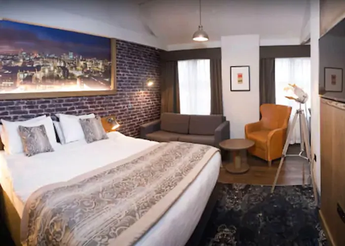 Abel Heywood Boutique