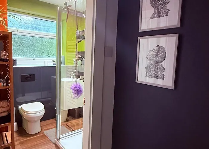 8 Riversdale King Size 맨체스터