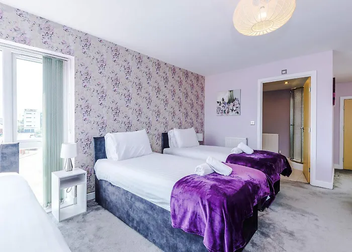 Large Townhouse By The Etihad & Coop Live Arena With Free Parking * Manchester