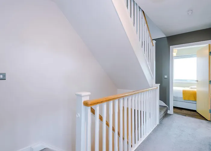 Large Townhouse By The Etihad & Coop Live Arena With Free Parking Manchester