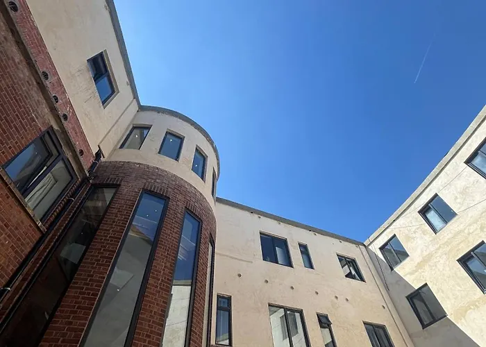 Stylish 2 Beds W/ Free Parking Near Old Trafford Appartamento *