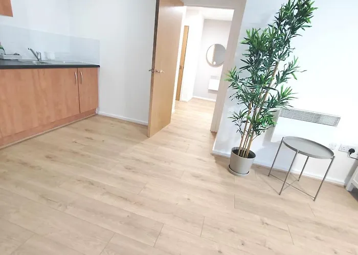 New 2 Bedroom Flat Close To Center Camp Street Manchester