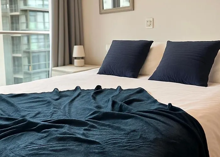 Lowry River Twin Balcony Deluxe Apartment Manchester