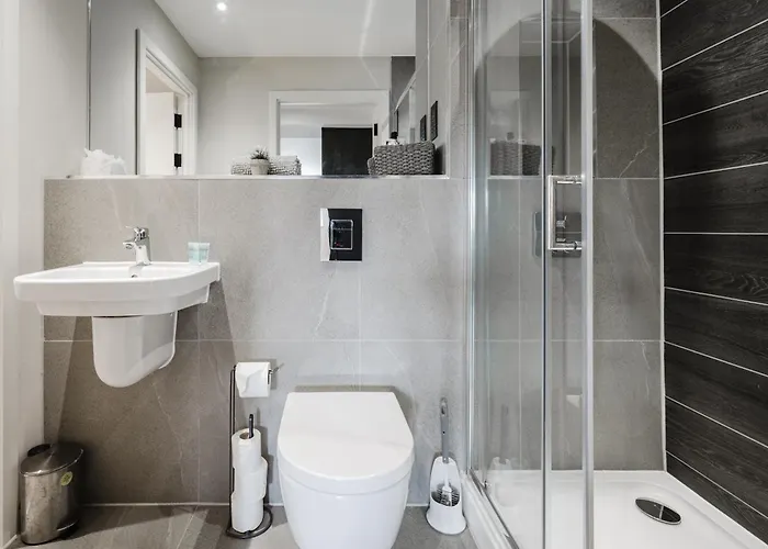 2 Bed Modern Flat, Castlefield, Citycentre, Parking, Self-checkin, Sleeps 4, Balcony, Wifi, Views * 맨체스터