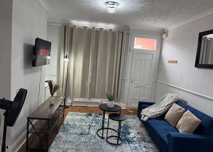 Bakewell St 2br Retreat For 5 With Free Parking