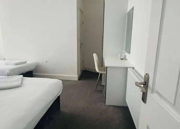 Manchester Guesthouse *