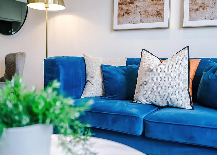 Apartamento Modern 2br Parking Great Location & Amenities Mánchester