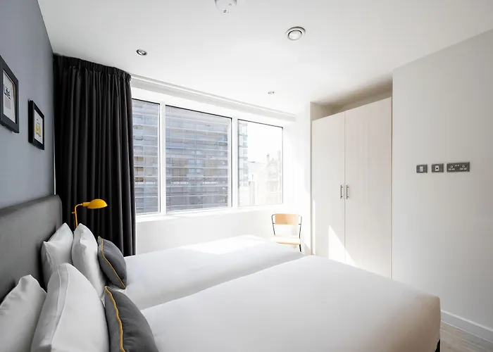 Staycity Piccadilly Aparthotel