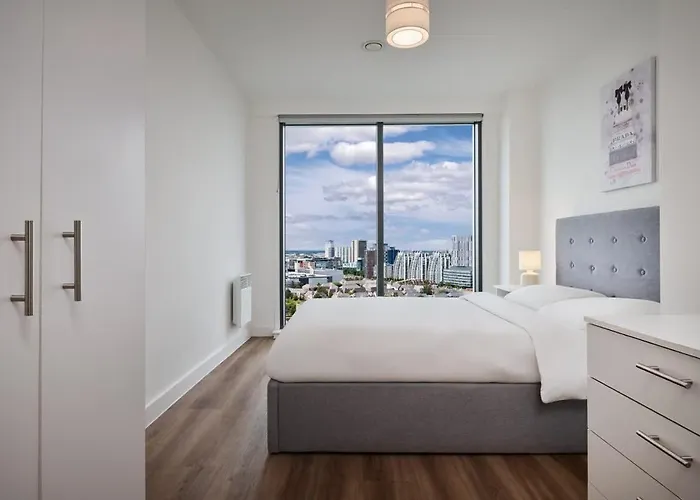 아파트 2 Bed Ensuite With Fantastic Night View And Old Trafford Stadium