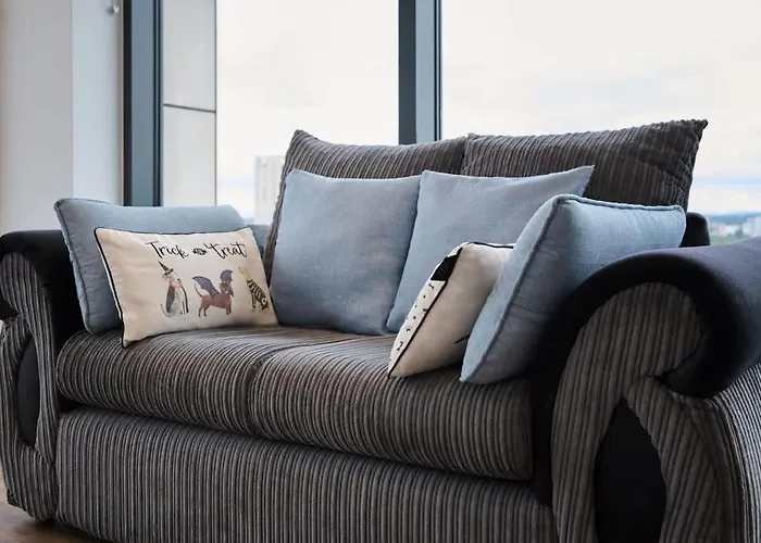 2 Bed Ensuite With Fantastic Night View And Old Trafford Stadium * 맨체스터