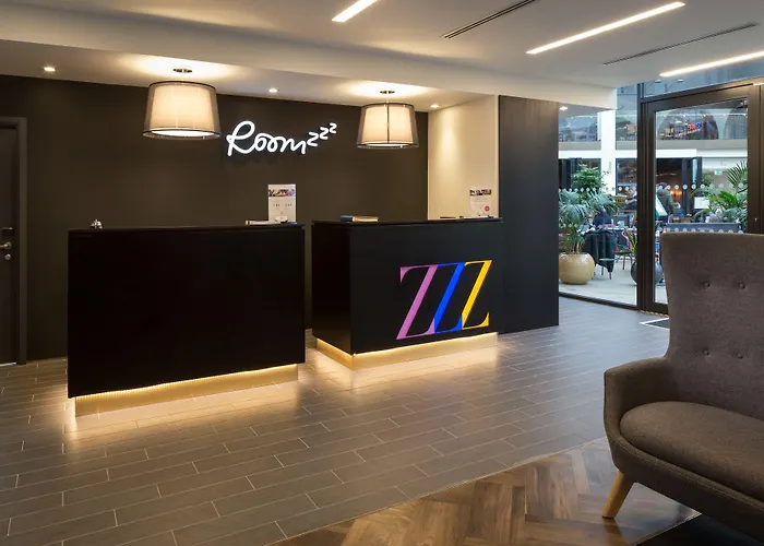 شقة فندقية Roomzzz Victoria 4*