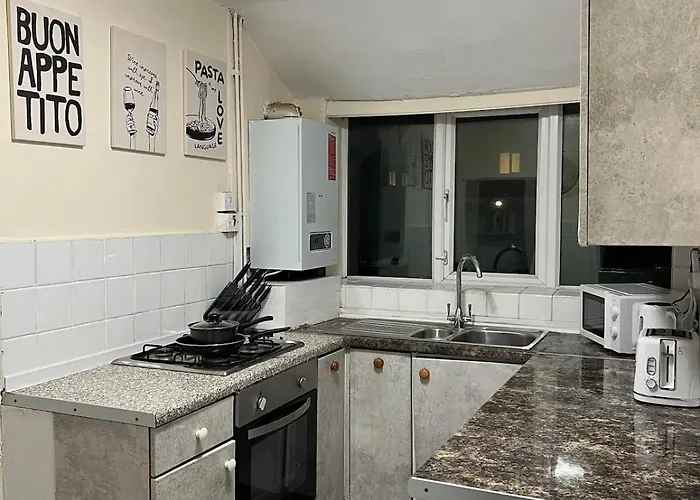 House In - G Escape Σπίτι διακοπών