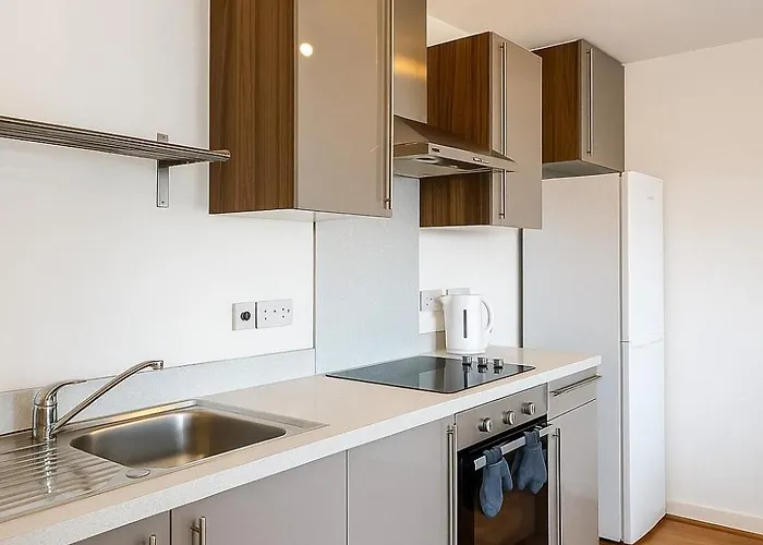 Apartment Joyful Group Living 2- Bed Near Piccadilly