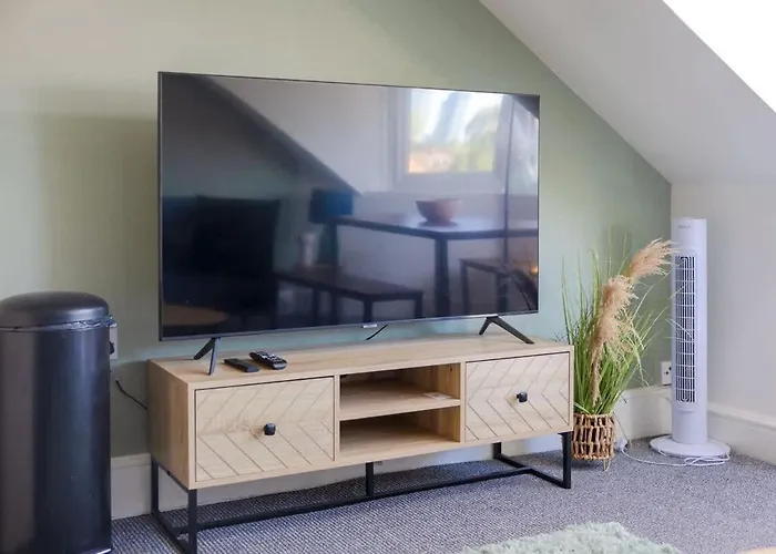 Joyful Management -top Floor With Feel Deco In M16 Apartment