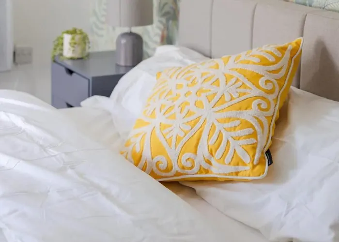 Joyful Management -top Floor With Feel Deco In M16 Apartment