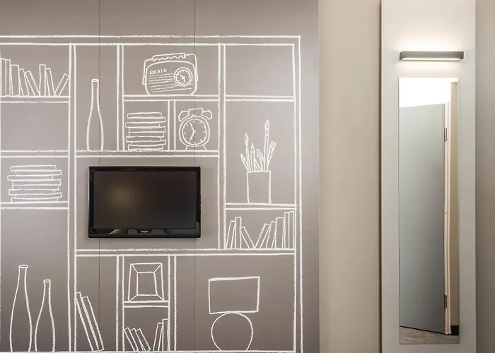 Hotel Ibis Centre 96 Portland Street 3*