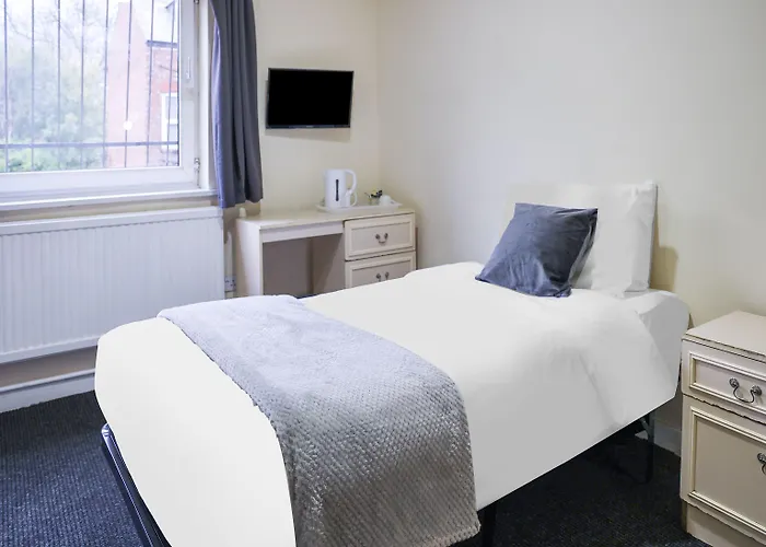 Lansdowne 2* Manchester