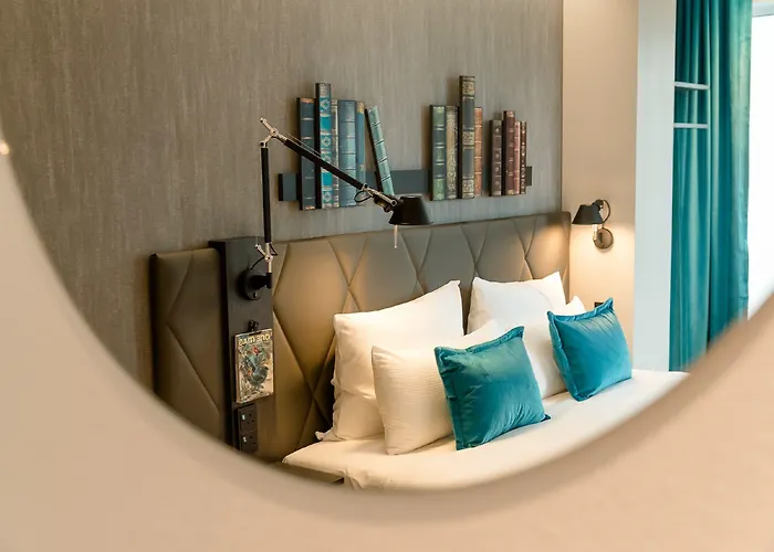 One Manchester-st. Peter's Square Hotel