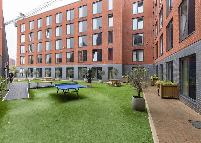 Riverside House By Utdm * Manchester