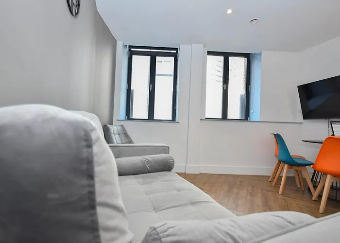 Lovely 3bed Flat In W Security *