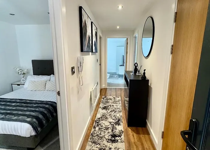 Stylish 2-bed By Cente Manchester