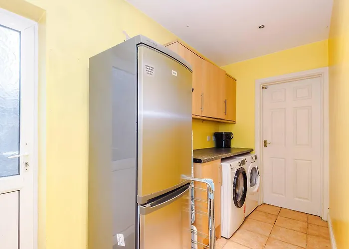 Luxury 5br Near Airport Wifi Casa vacanze Manchester