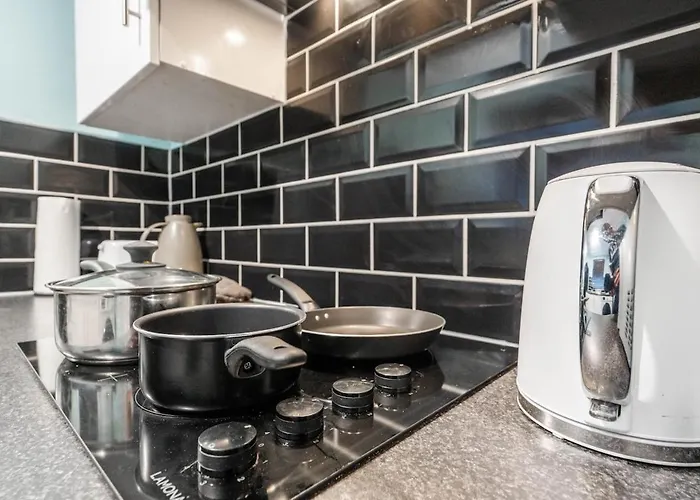 Spacious 3br - Pool Table - Games - Sleeps 9 Дом отдыха *