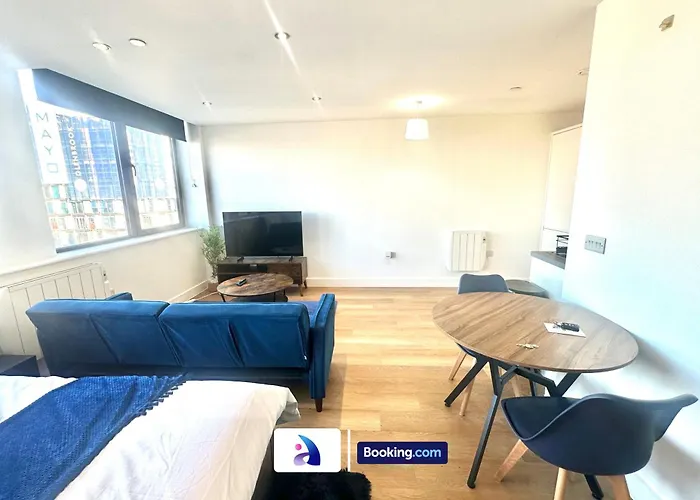 Sleeps 5 Ideal For Work Trips Up To 40 Percent Off Old Trafford Modern 아파트