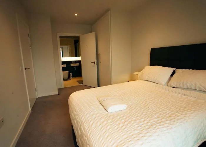Luxury Sky 2 Bedroom 2 Bathroom Centre * Manchester