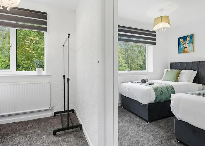 Modern Close To Events With Parking *