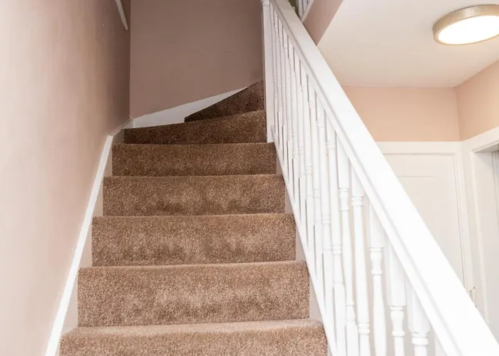 Elegant And Modern 3 Double Bedroom Near Centre Entire House Parking Oda ve Kahvaltı Manchester