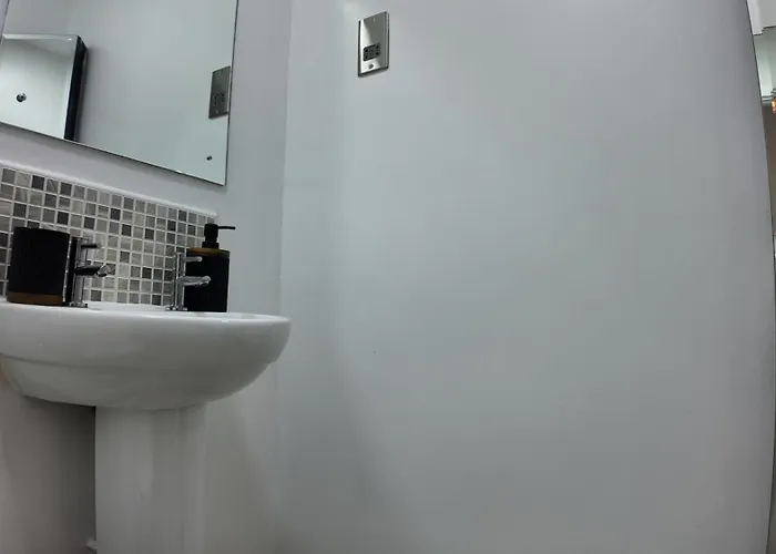 Apartment Stylish In Vibrant Salford, Manchester!