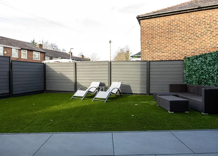 Modern 5-bed Ev Centre 10 Min