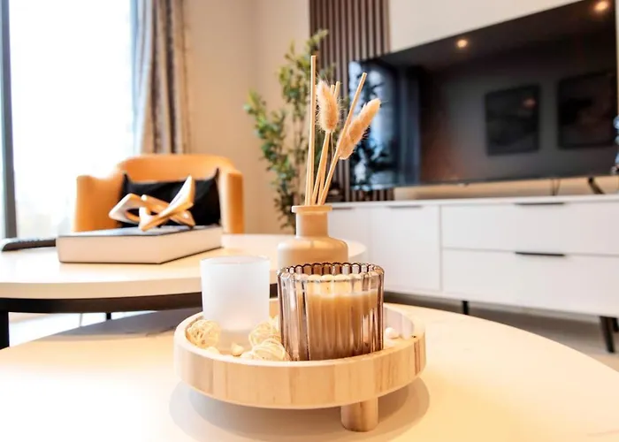 40 Percent Off Monthly 2 Bed Modern Near Piccadilly - Parking - Fast Wifi Lejlighed *