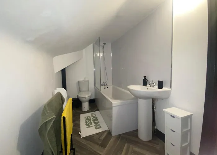 Apartment Kitchenette - Plab Recommended Manchester