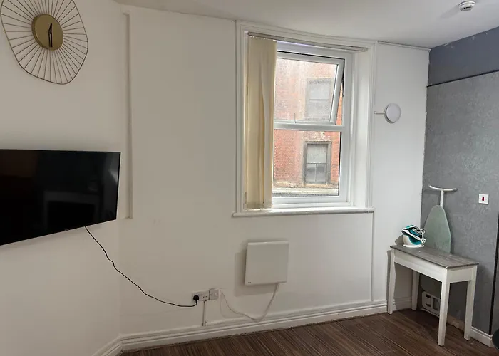 4 Seasons Apartment Manchester