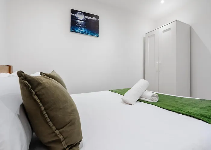 The Ideal Urban 4br - Coop - Etihad - Parking - Ev * Manchester