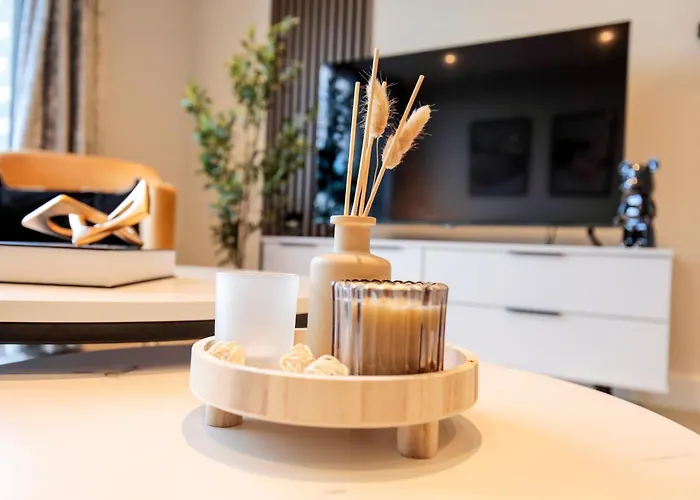 40 Percent Off Monthly 2 Bed Modern Near Piccadilly - Parking - Fast Wifi Lejlighed