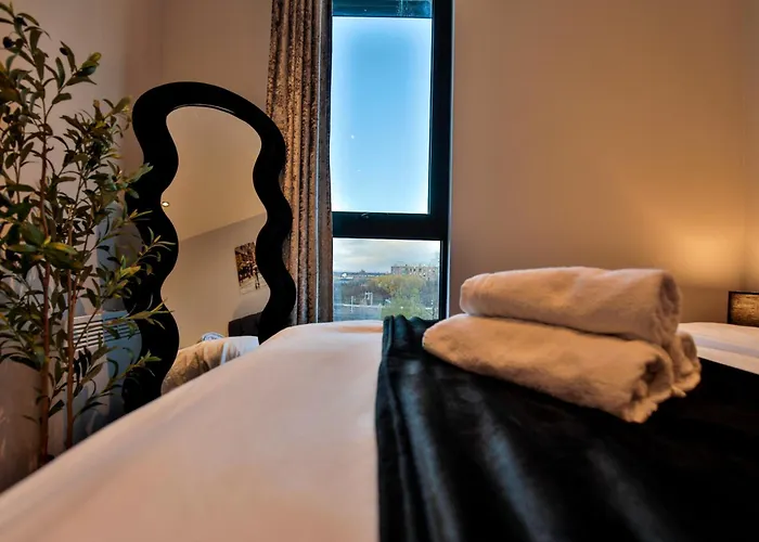 40 Percent Off Monthly 2 Bed Modern Near Piccadilly - Parking - Fast Wifi Lejlighed Manchester