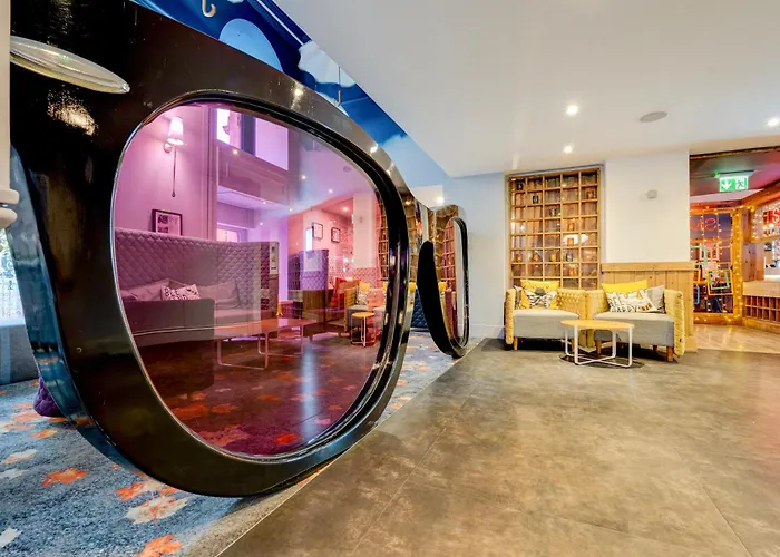 Portland By Sunday Hotel 3*